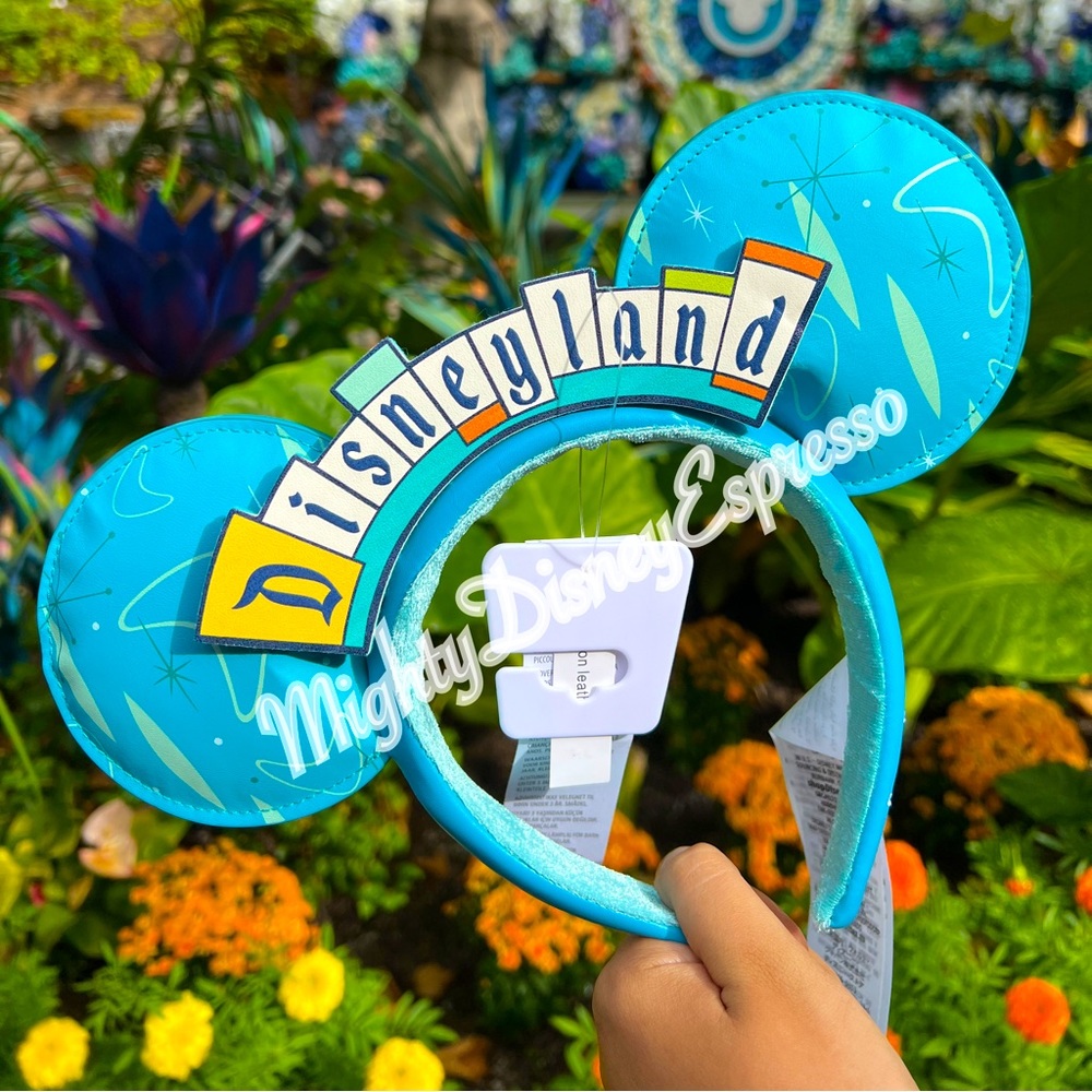 Disneyland D23 expo retro marquee ears